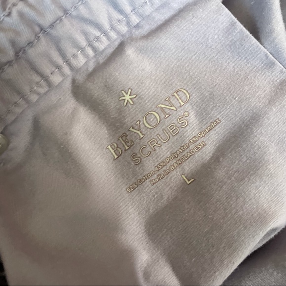 y2k Cargo Scrub Pants - Picture 4 of 4